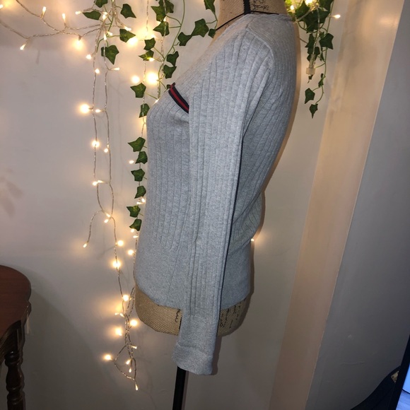 90's Nostalgic Tommy Hilfiger sweater small - Picture 5 of 5